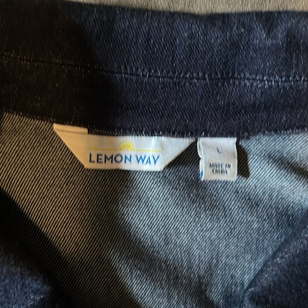 Denim Jacket navy blue size large, very soft - Picture 3 of 3